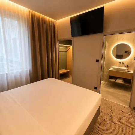 Tower 4*