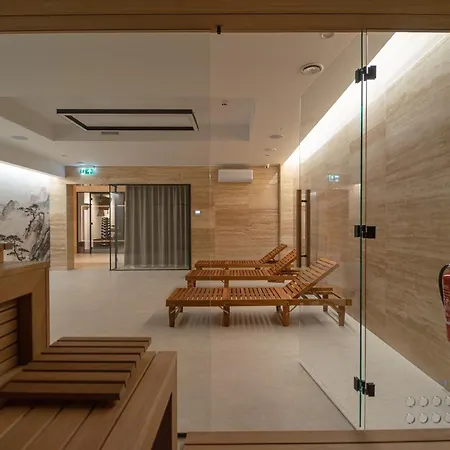 Hotel Tower 4*